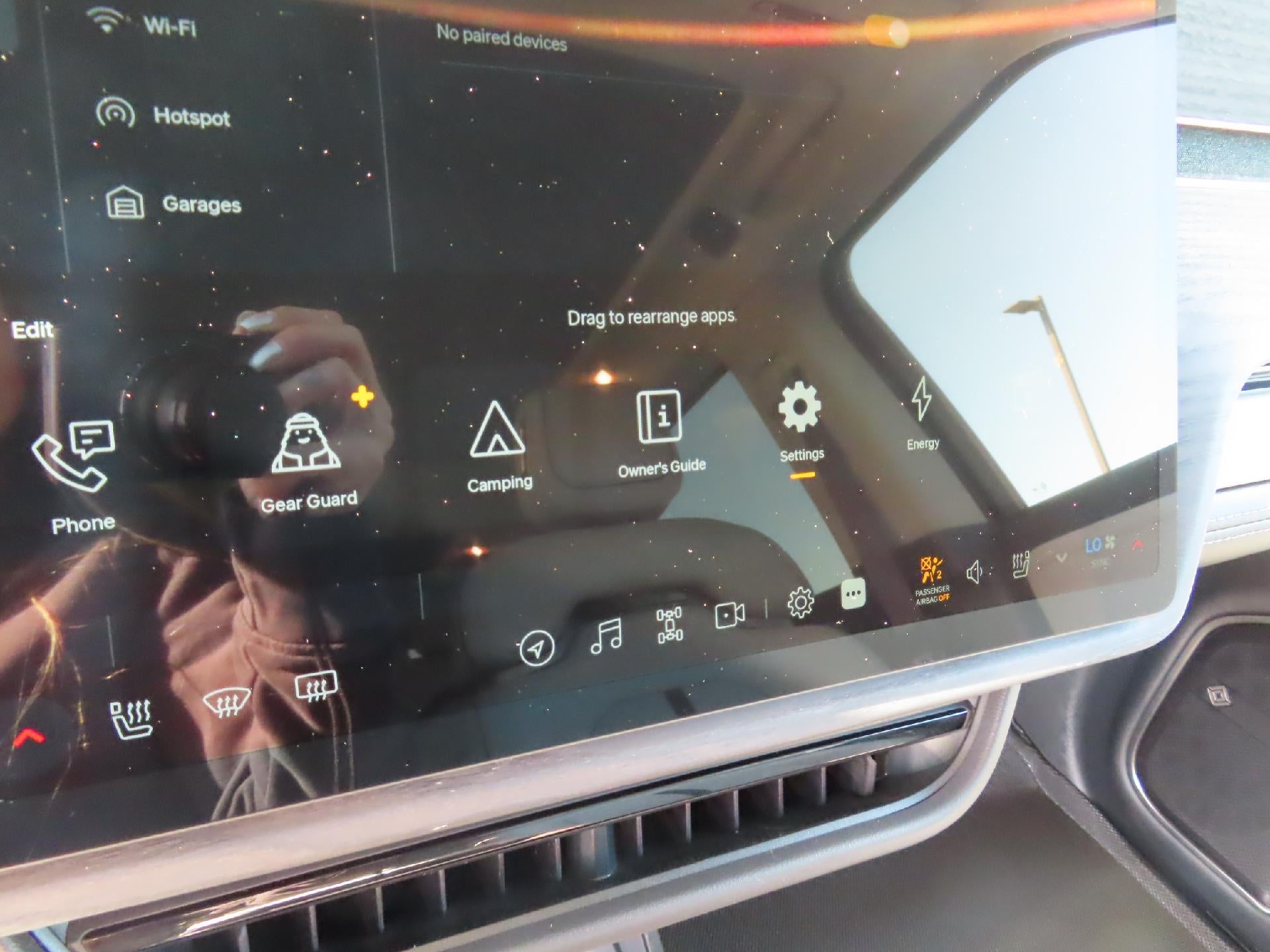 2023 RIVIAN R1S Adventure