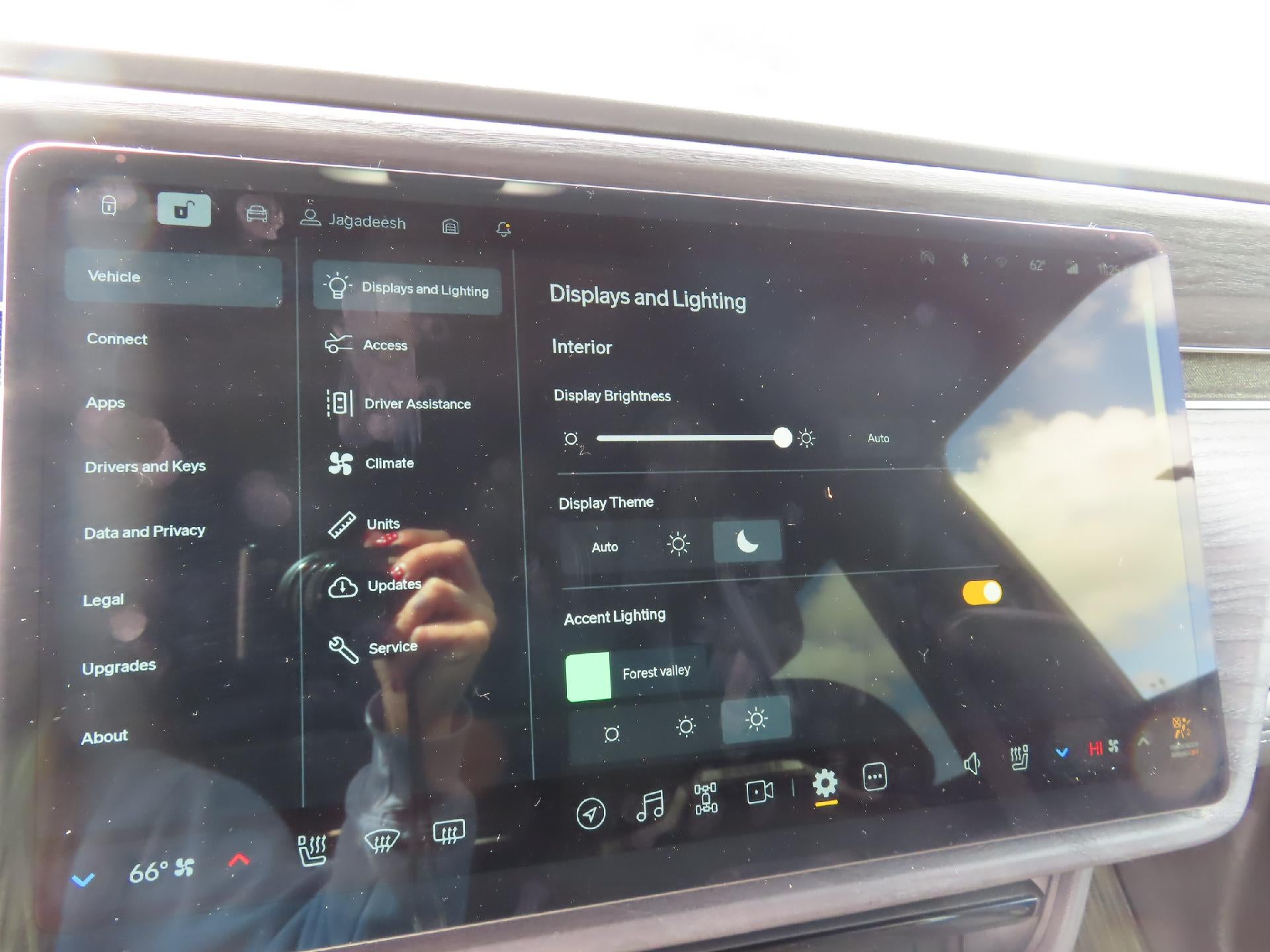 2023 RIVIAN R1S Adventure
