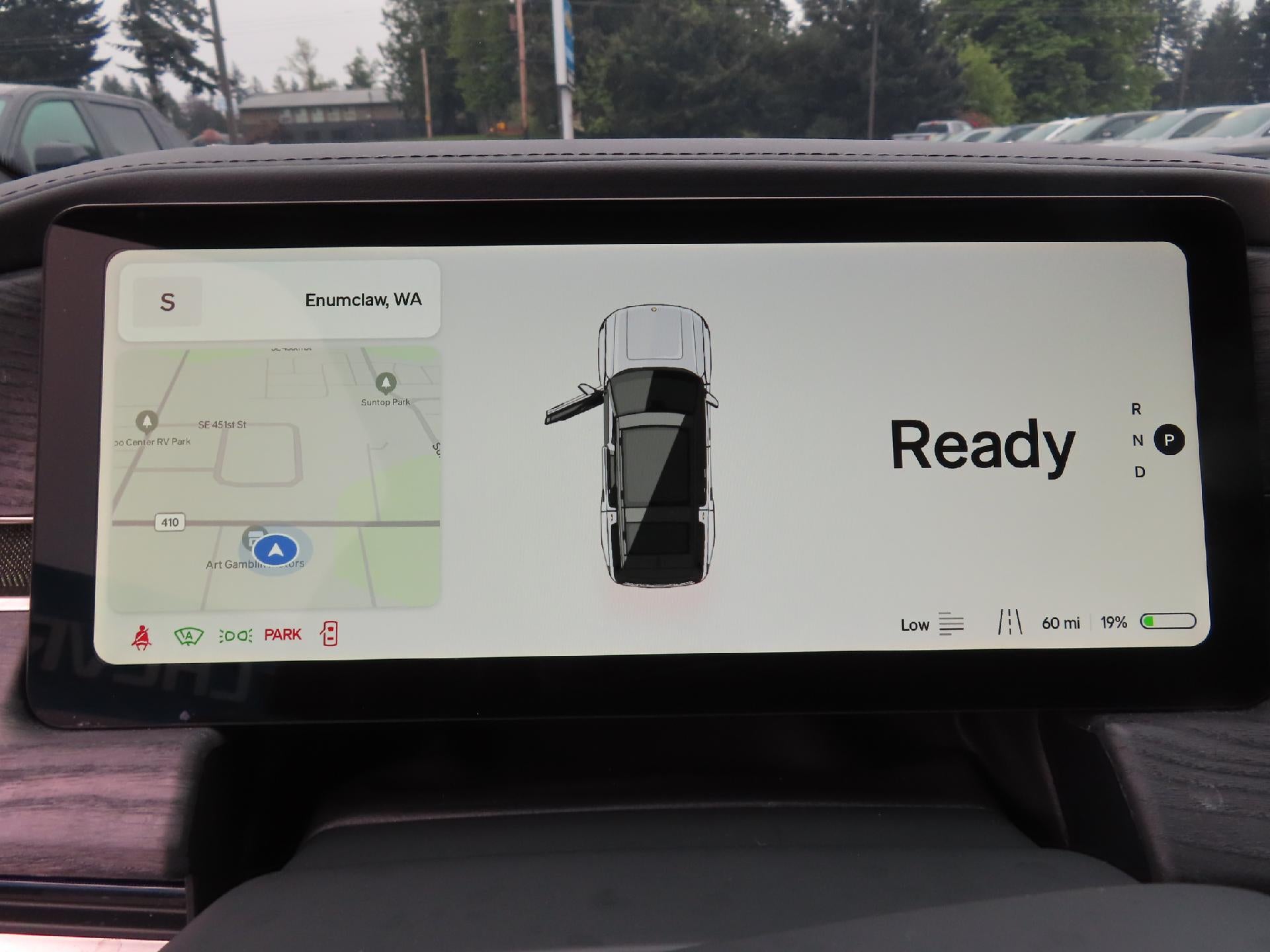 2024 RIVIAN R1S Adventure