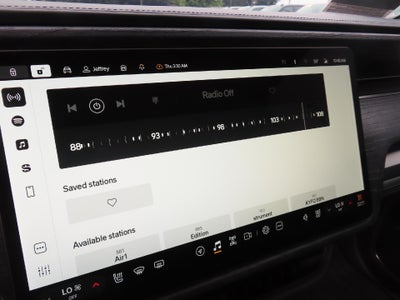 2024 RIVIAN R1S Adventure