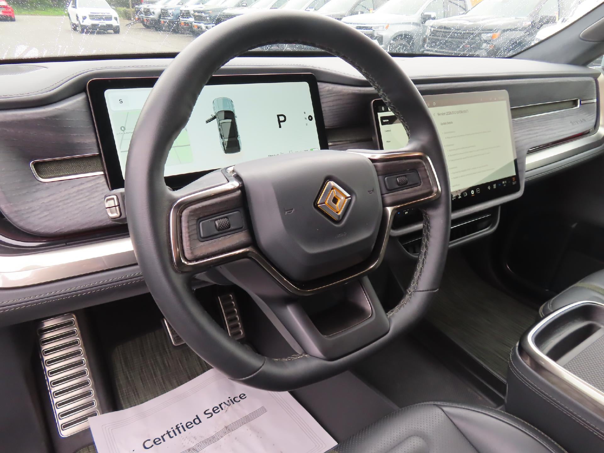 2024 RIVIAN R1S Adventure