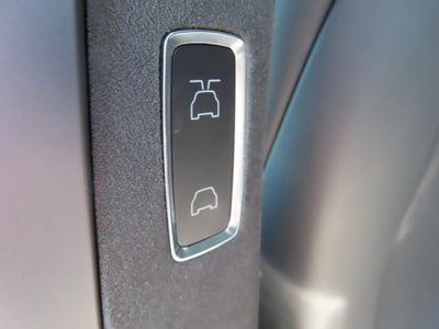 2023 Tesla Model X Standard Range