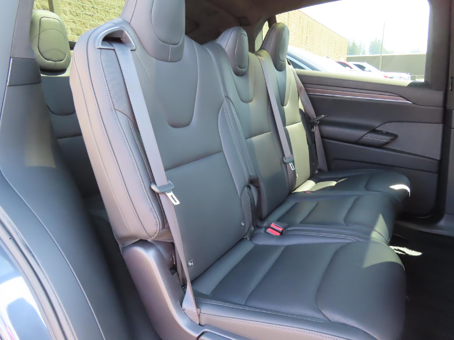 2023 Tesla Model X Standard Range