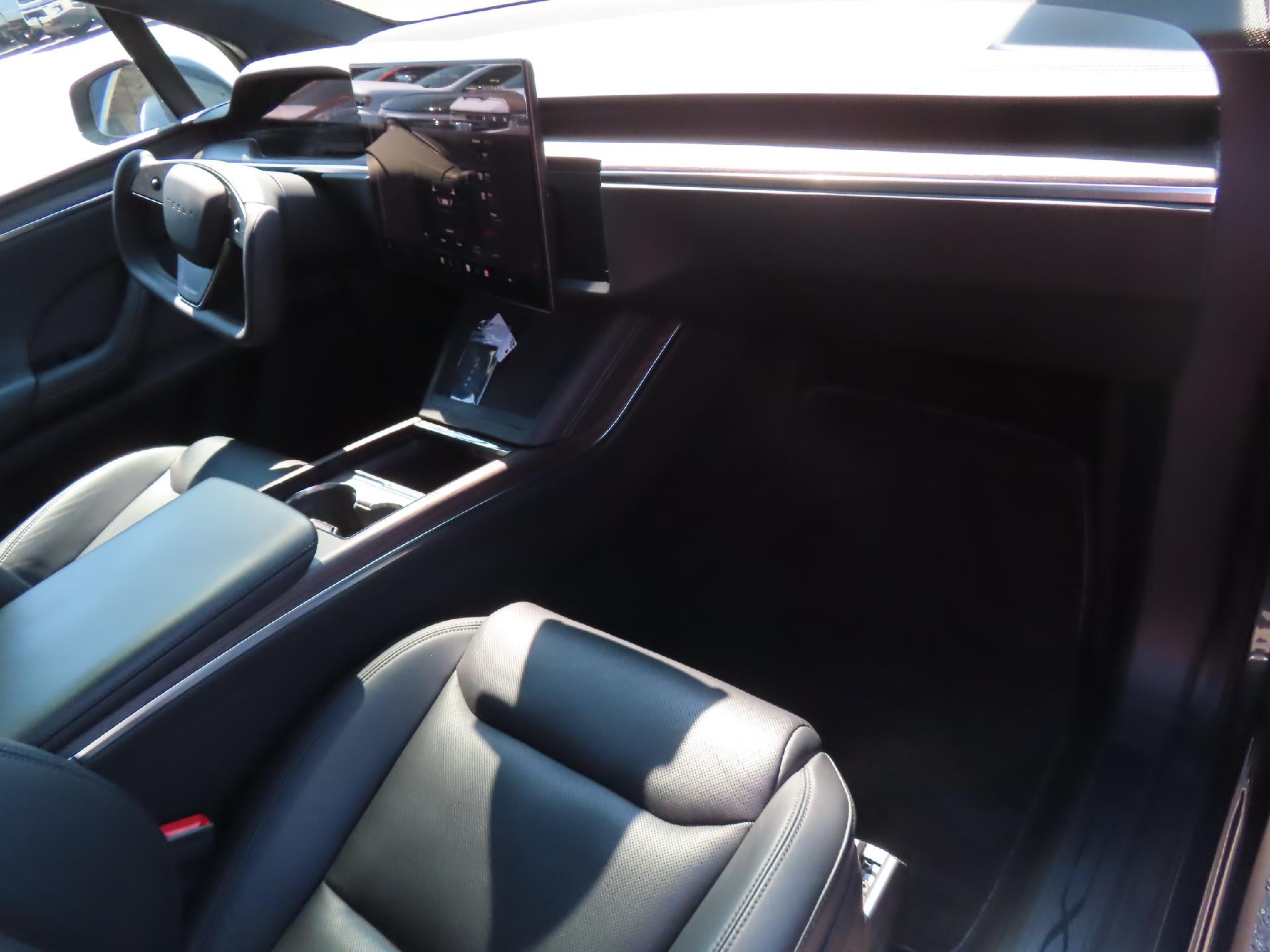 2023 Tesla Model X Standard Range