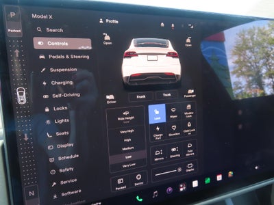 2023 Tesla Model X Standard Range