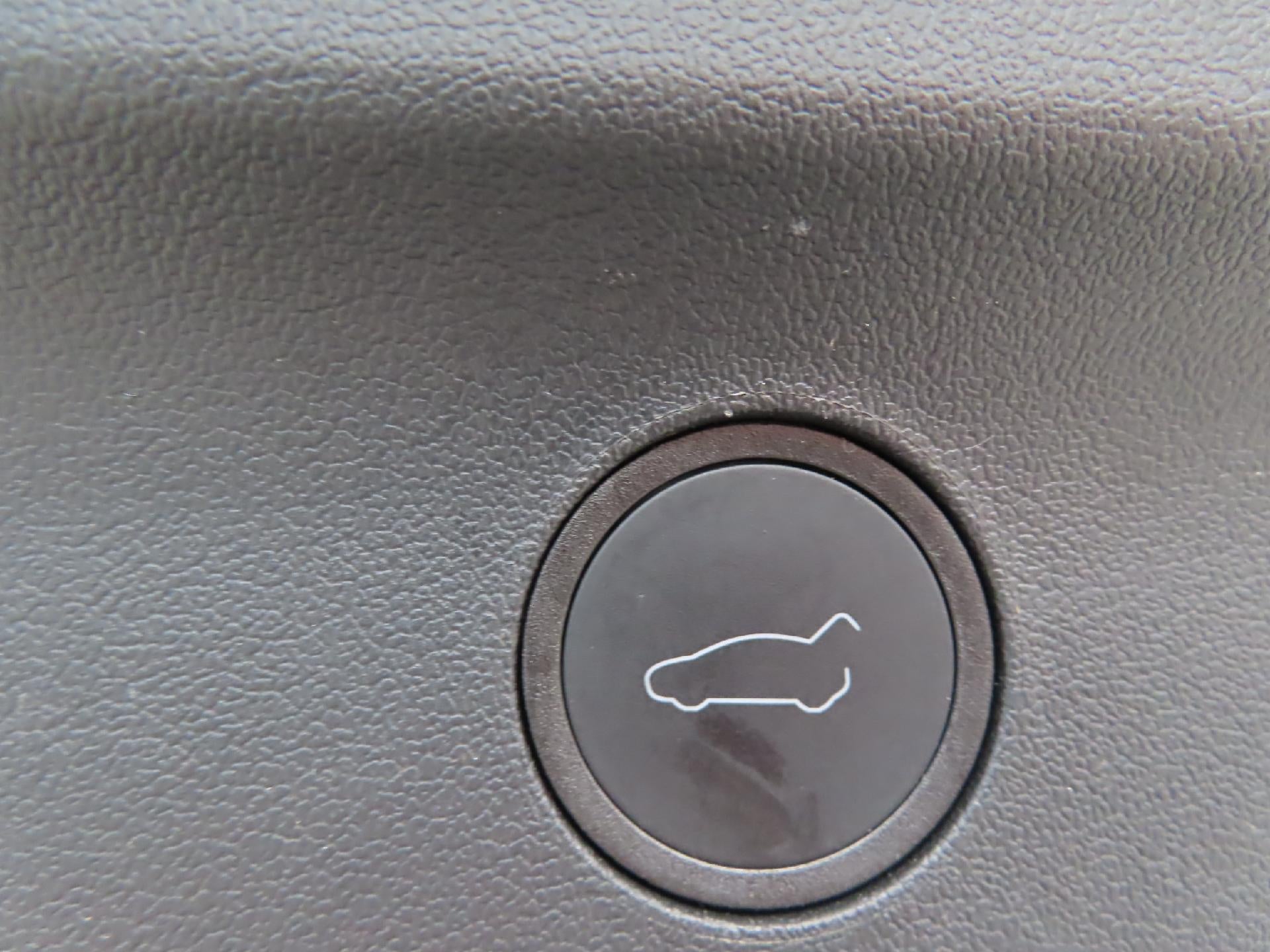 2023 Tesla Model Y Standard Range