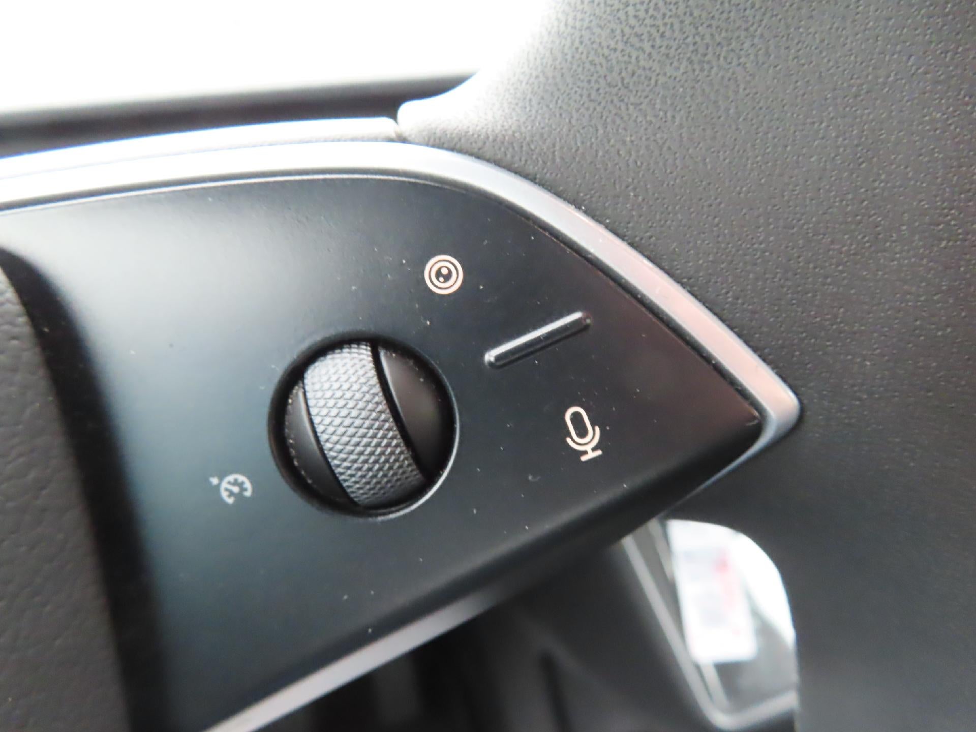 2026 Tesla Model Y Premium - Photo 16