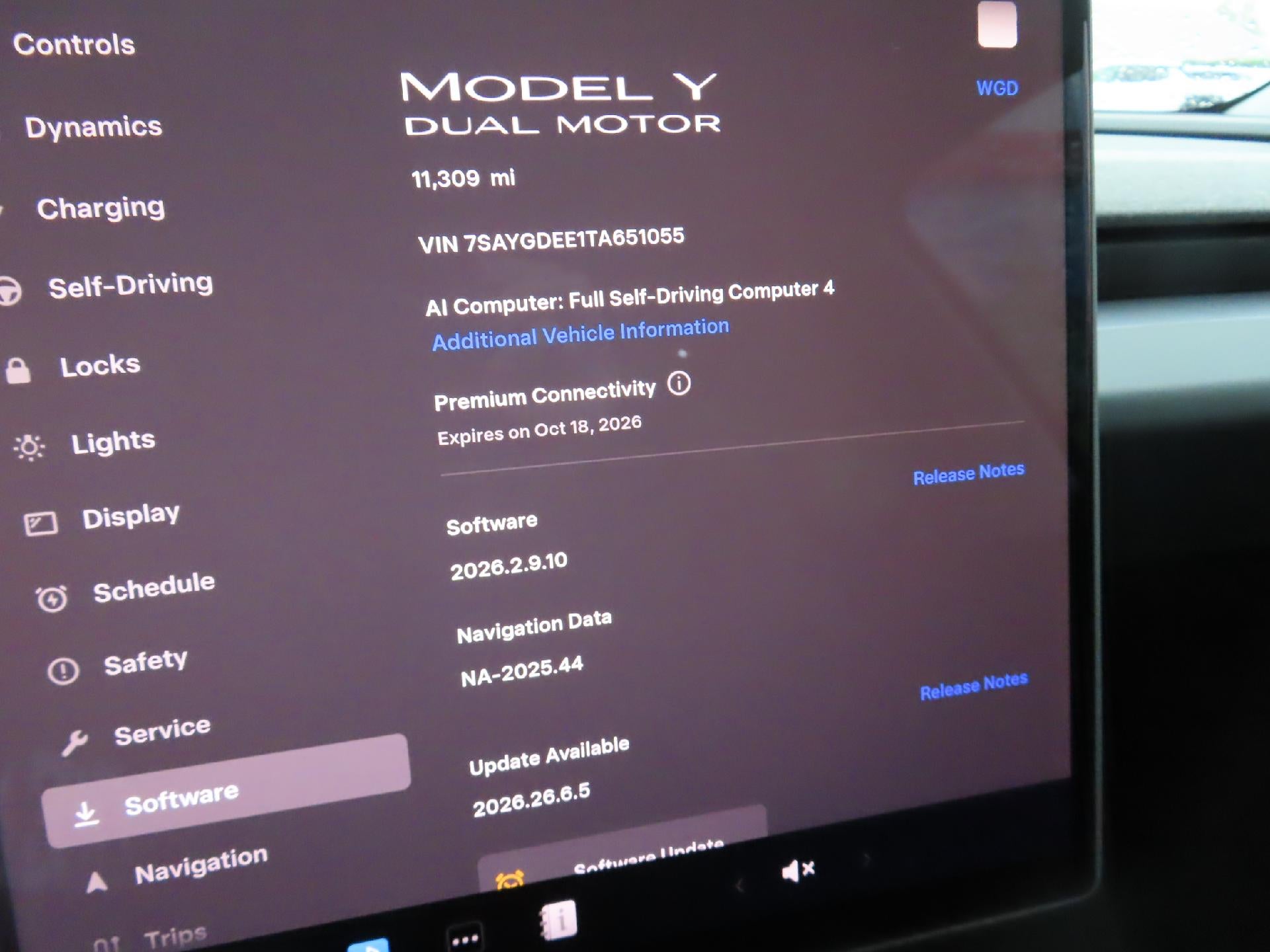 2026 Tesla Model Y Premium - Photo 20