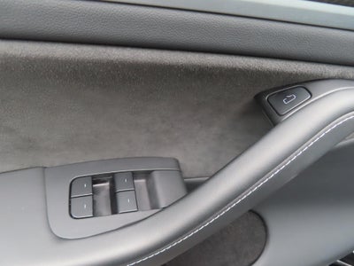 2025 Tesla Model Y Performance