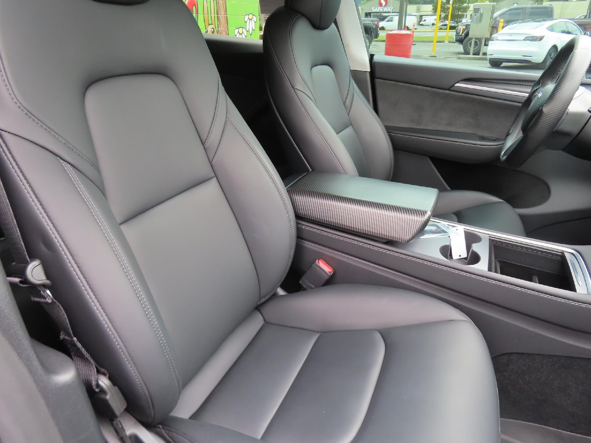 2025 Tesla Model Y Performance - Photo 29