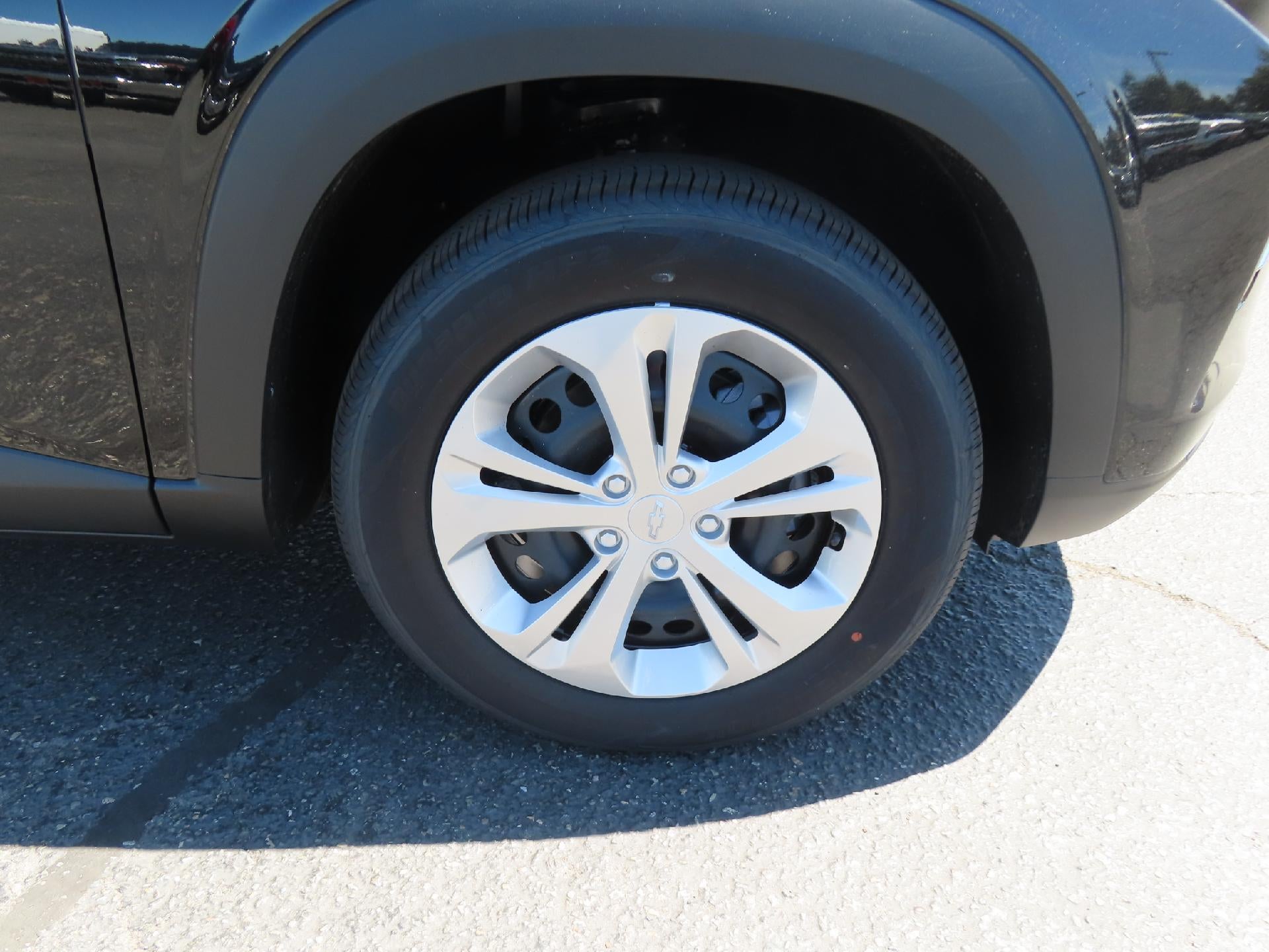2026 Chevrolet Trax LS FWD