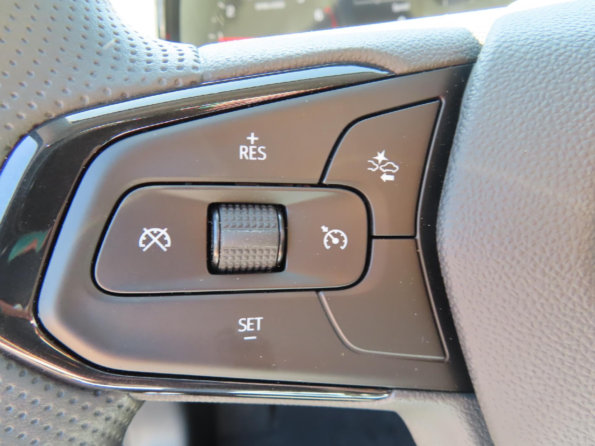 2026 Chevrolet Trax LS FWD