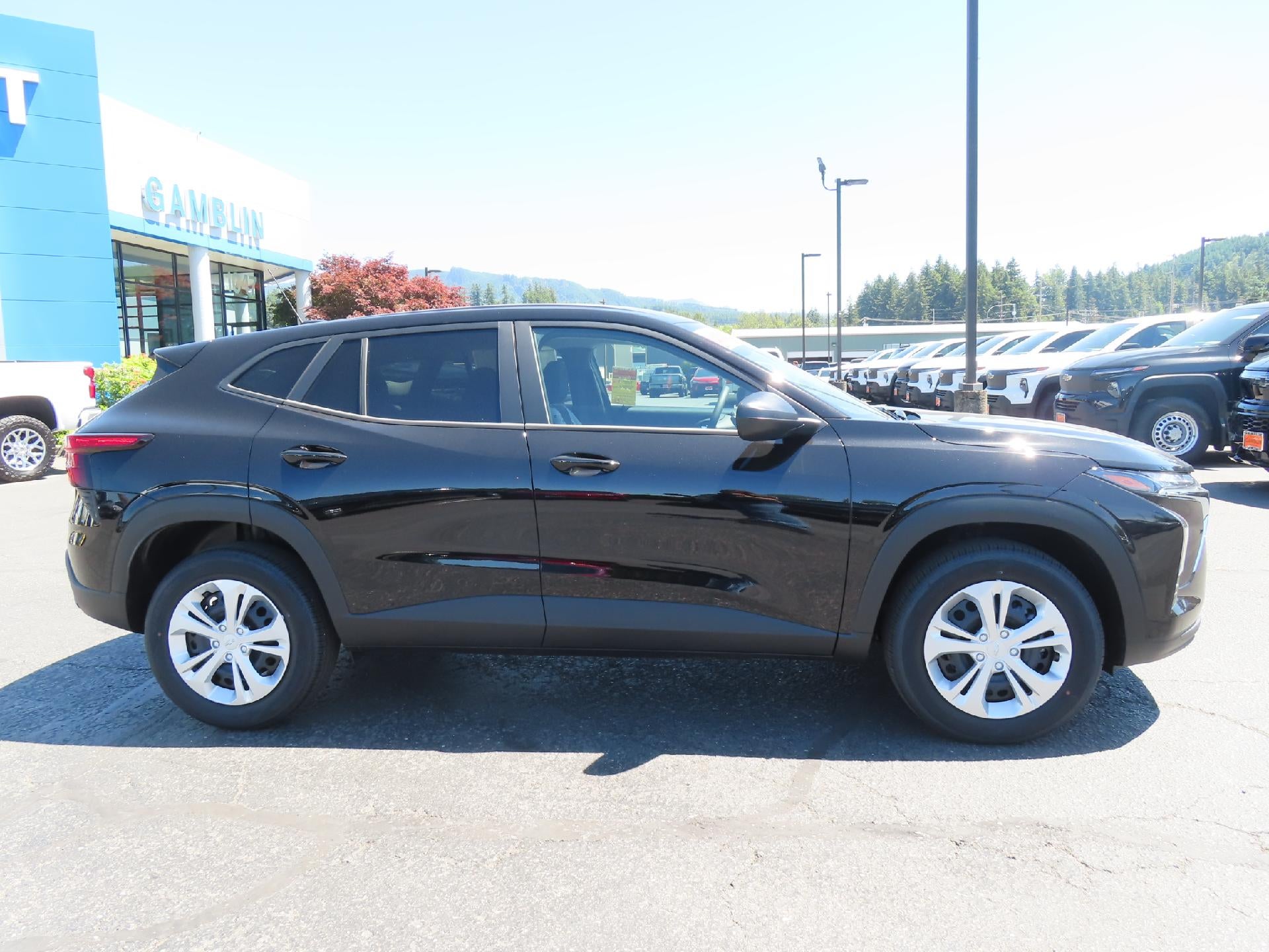 2026 Chevrolet Trax LS FWD
