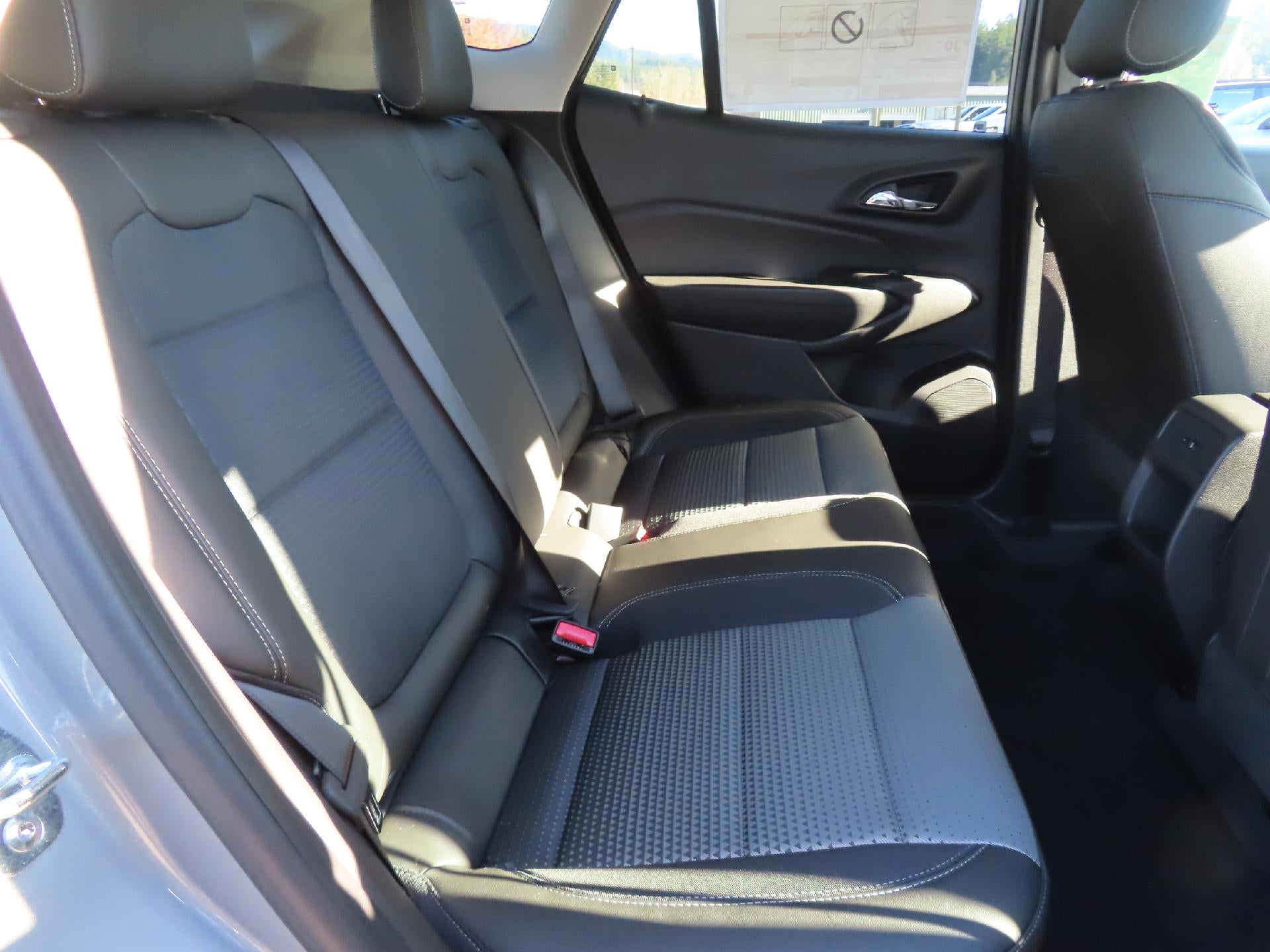 2026 Chevrolet Trax LT FWD