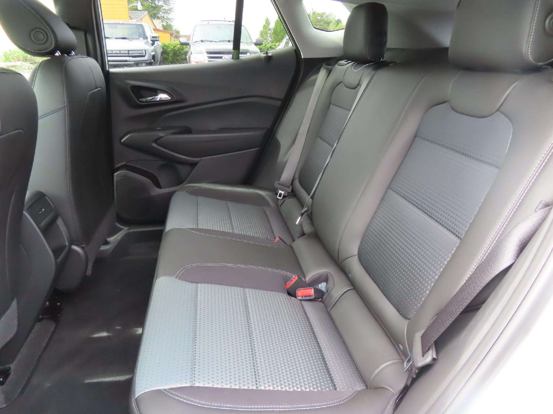 2026 Chevrolet Trax LT FWD