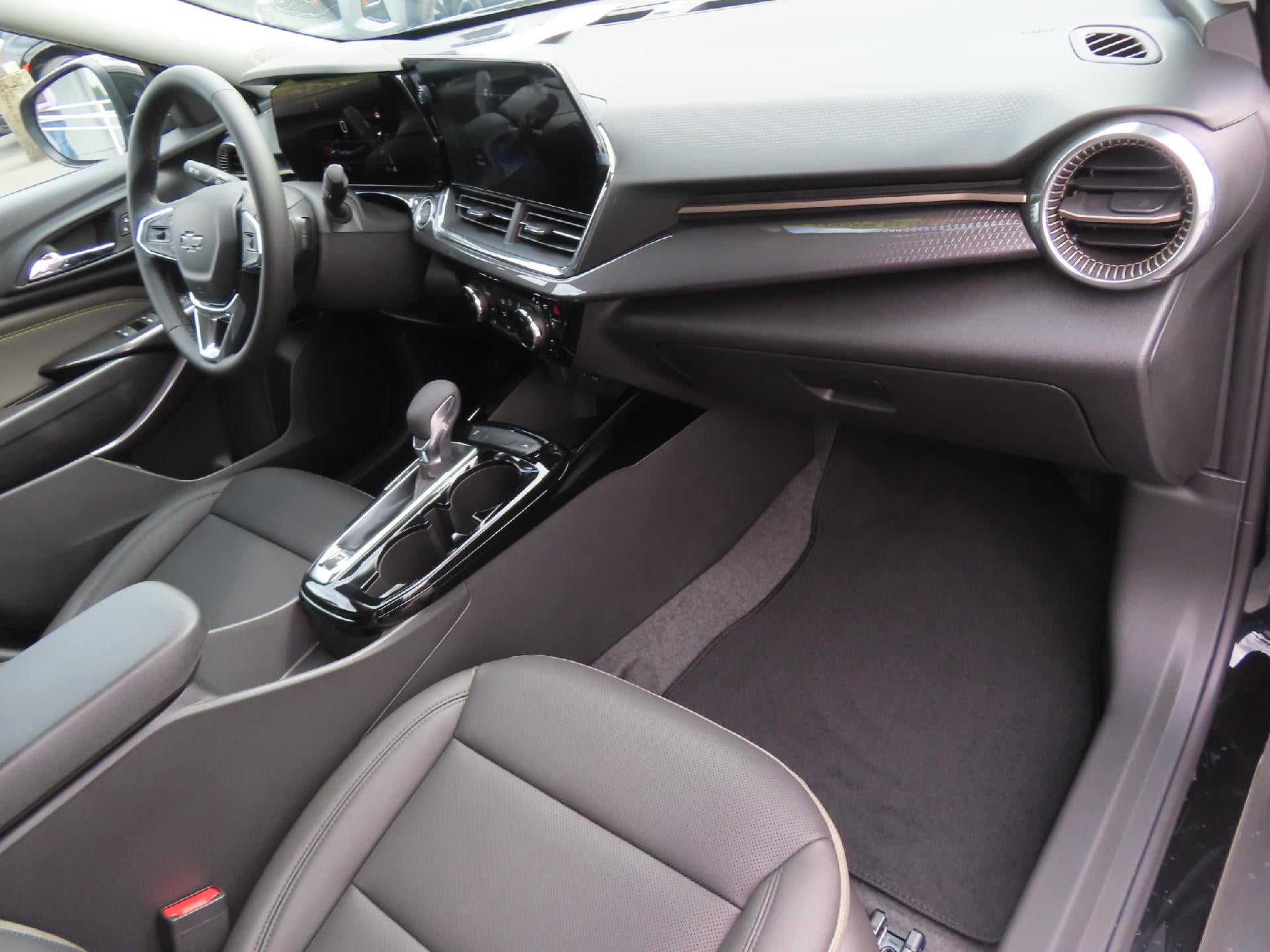2026 Chevrolet Trax ACTIV FWD