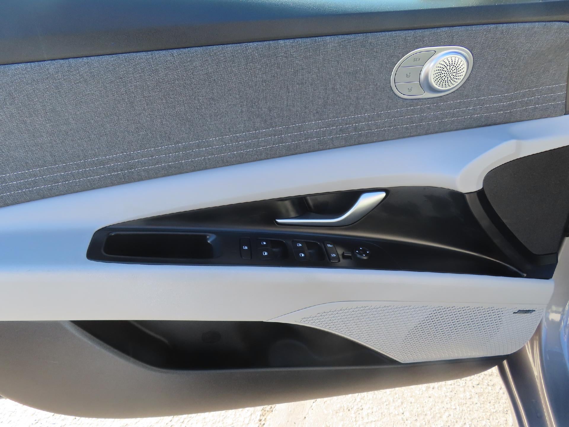 2022 Hyundai Elantra Hybrid Limited