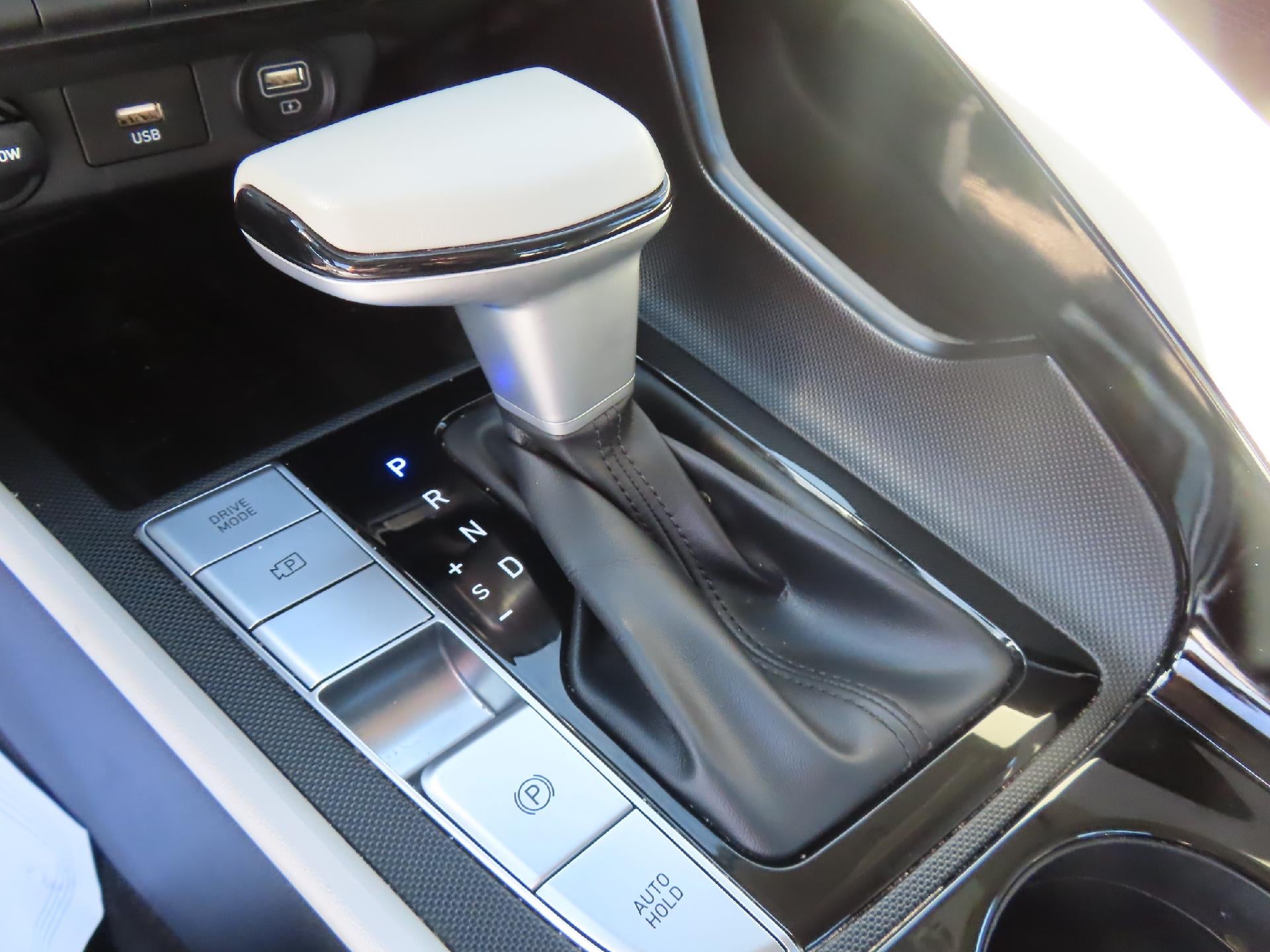 2022 Hyundai Elantra Hybrid Limited