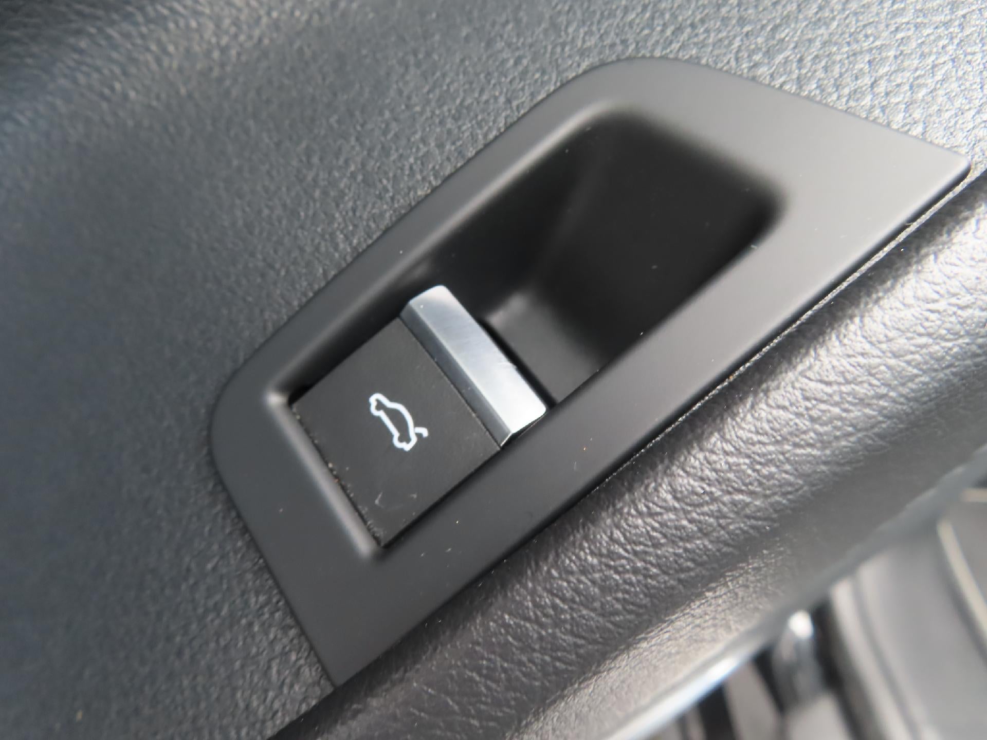 2023 Audi Q8 55 Premium Plus