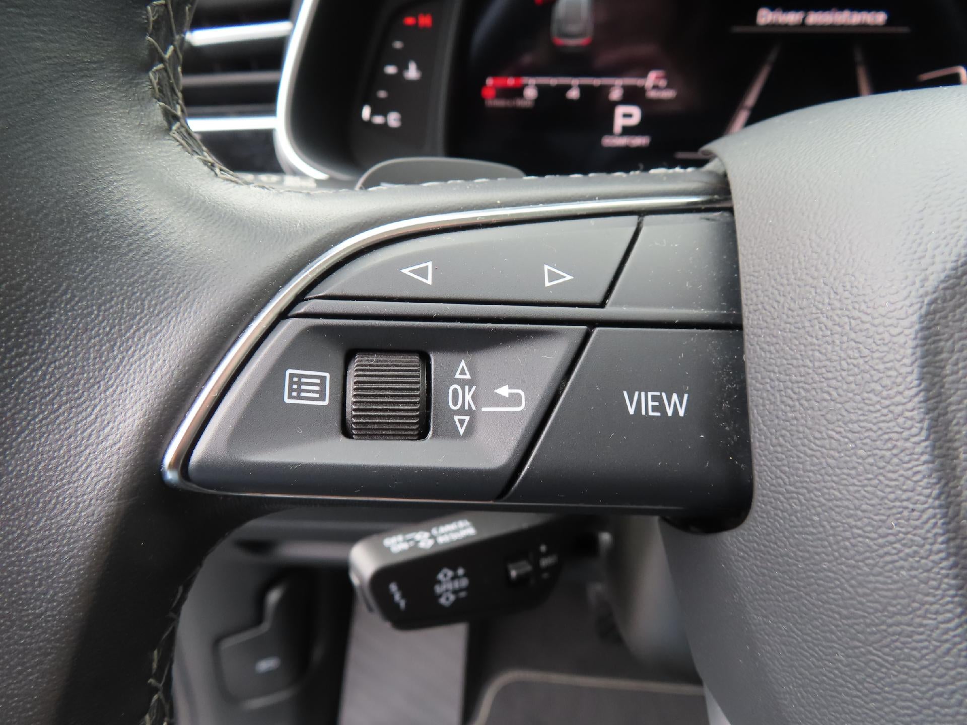 2023 Audi Q8 55 Premium Plus