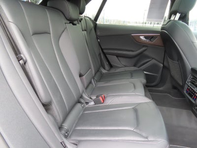 2023 Audi Q8 55 Premium Plus