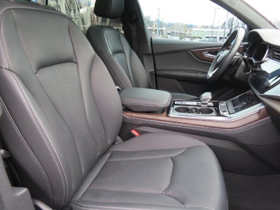 2023 Audi Q8 55 Premium Plus