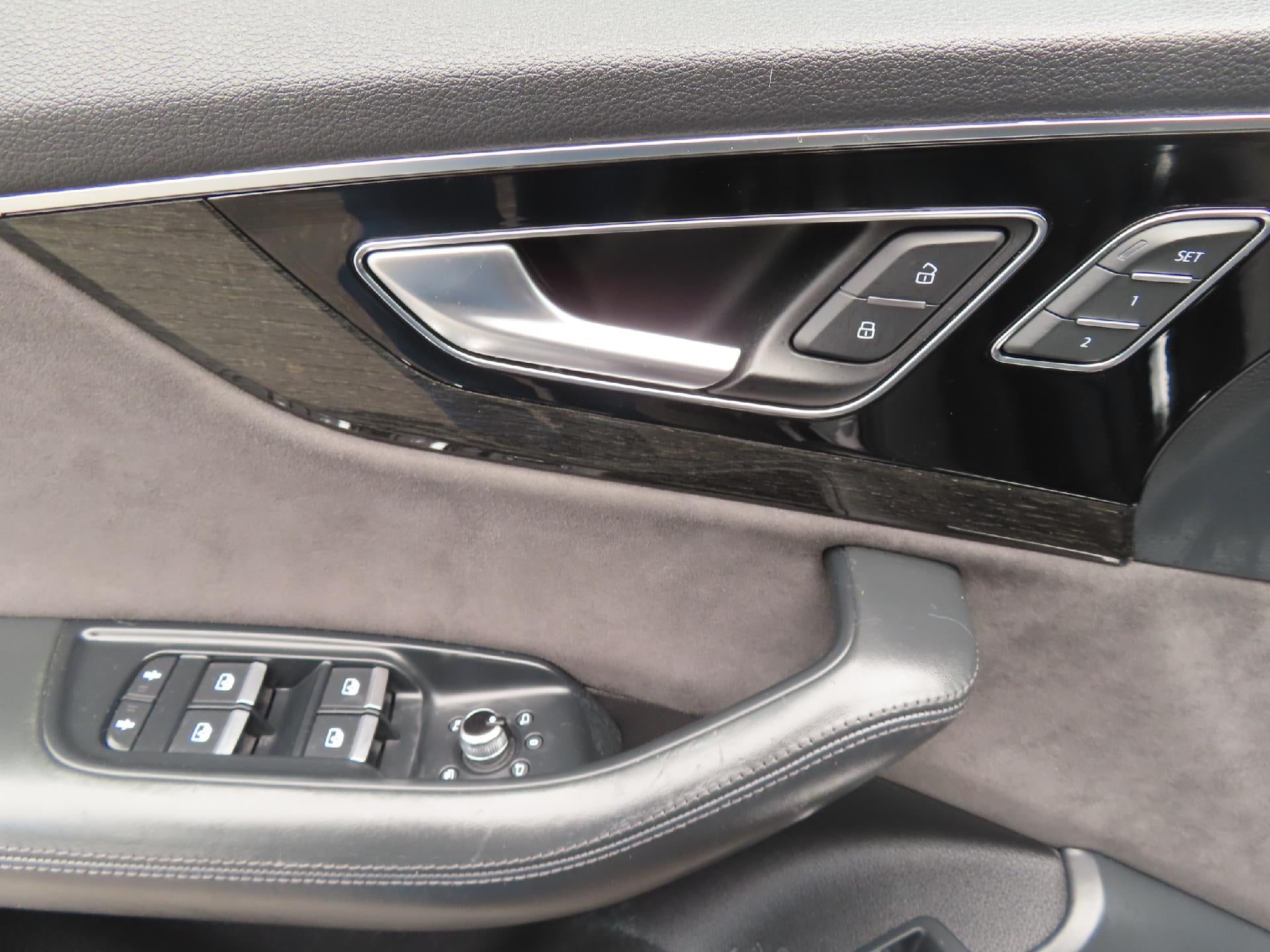 2019 Audi Q7 55 Prestige