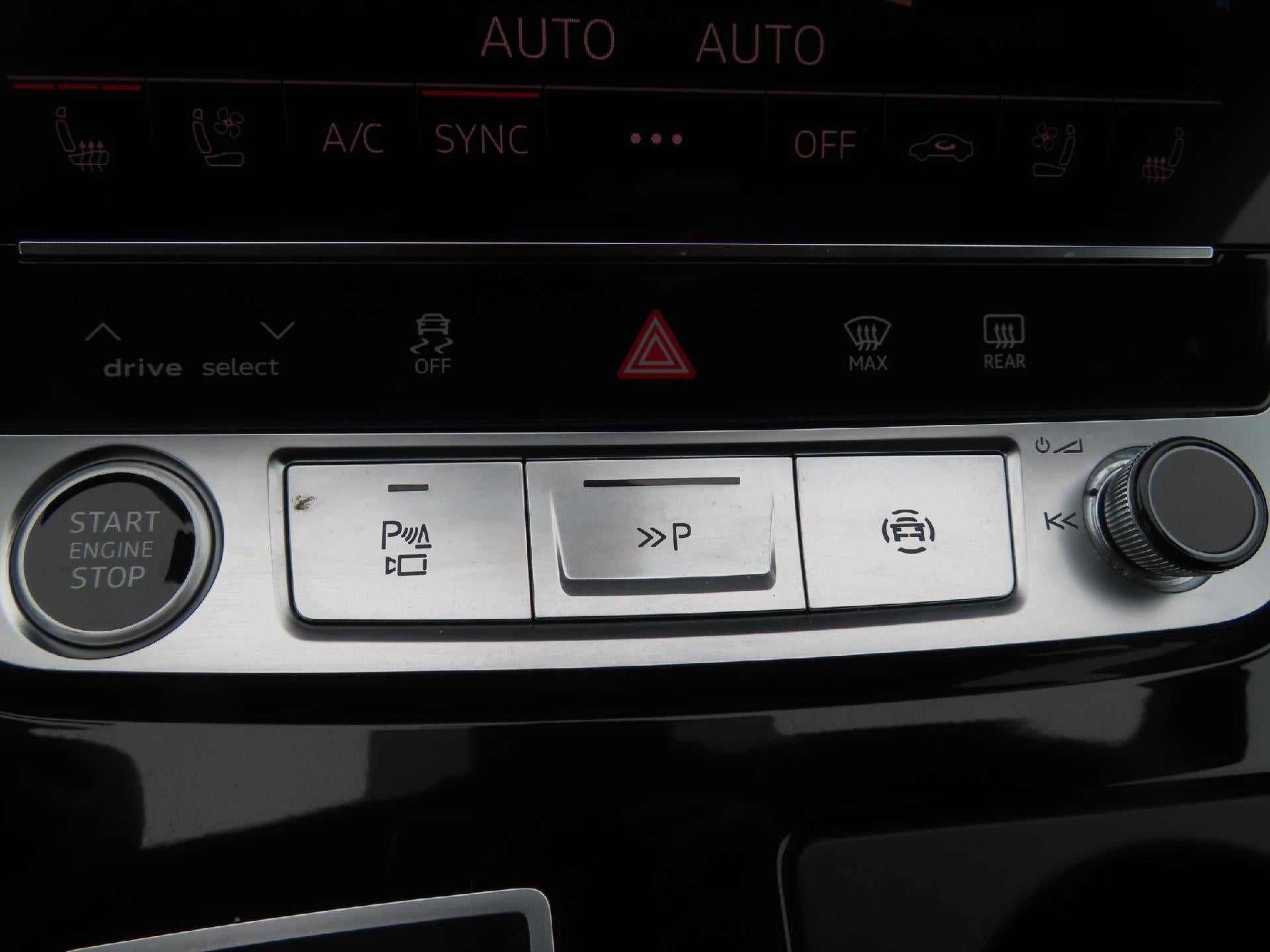 2023 Audi Q7 55 Prestige