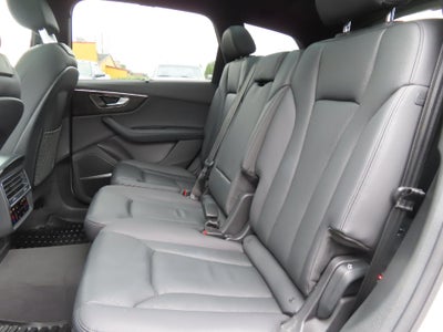 2023 Audi Q7 55 Prestige