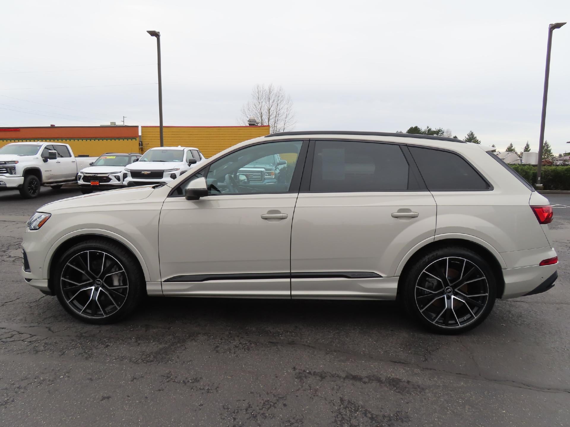 2023 Audi Q7 55 Prestige