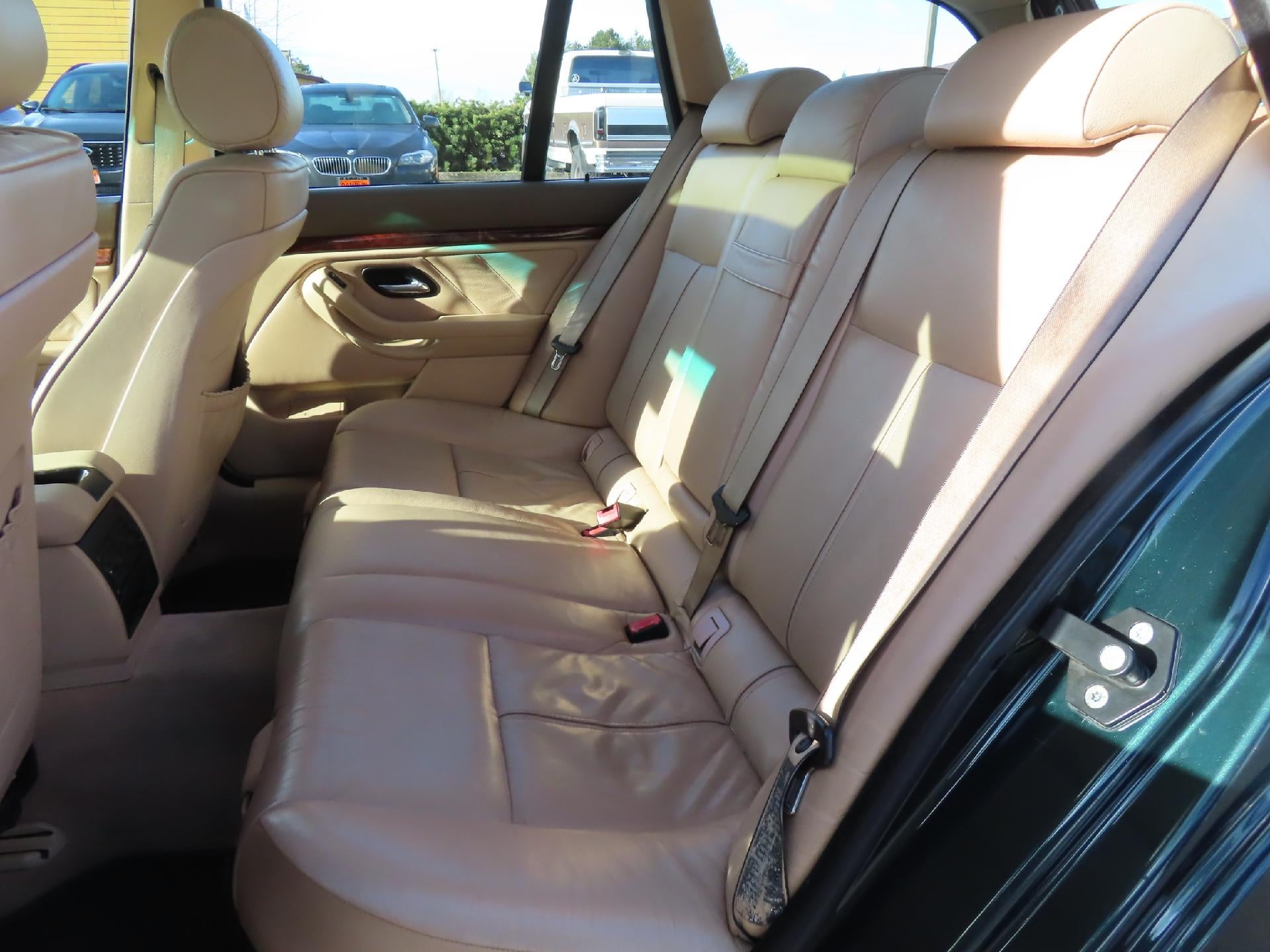 2003 BMW 5 Series 525i