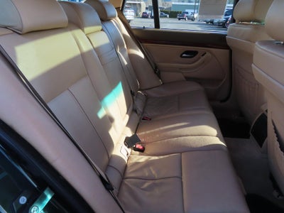 2003 BMW 5 Series 525i