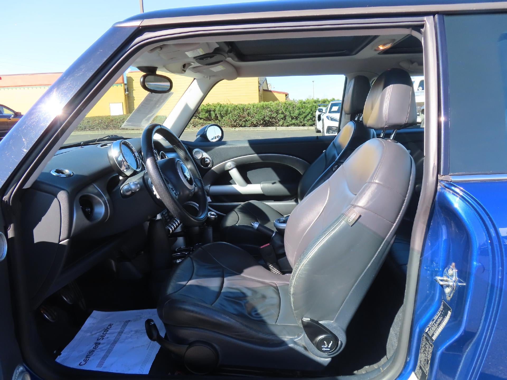 2003 MINI Cooper Hardtop Base