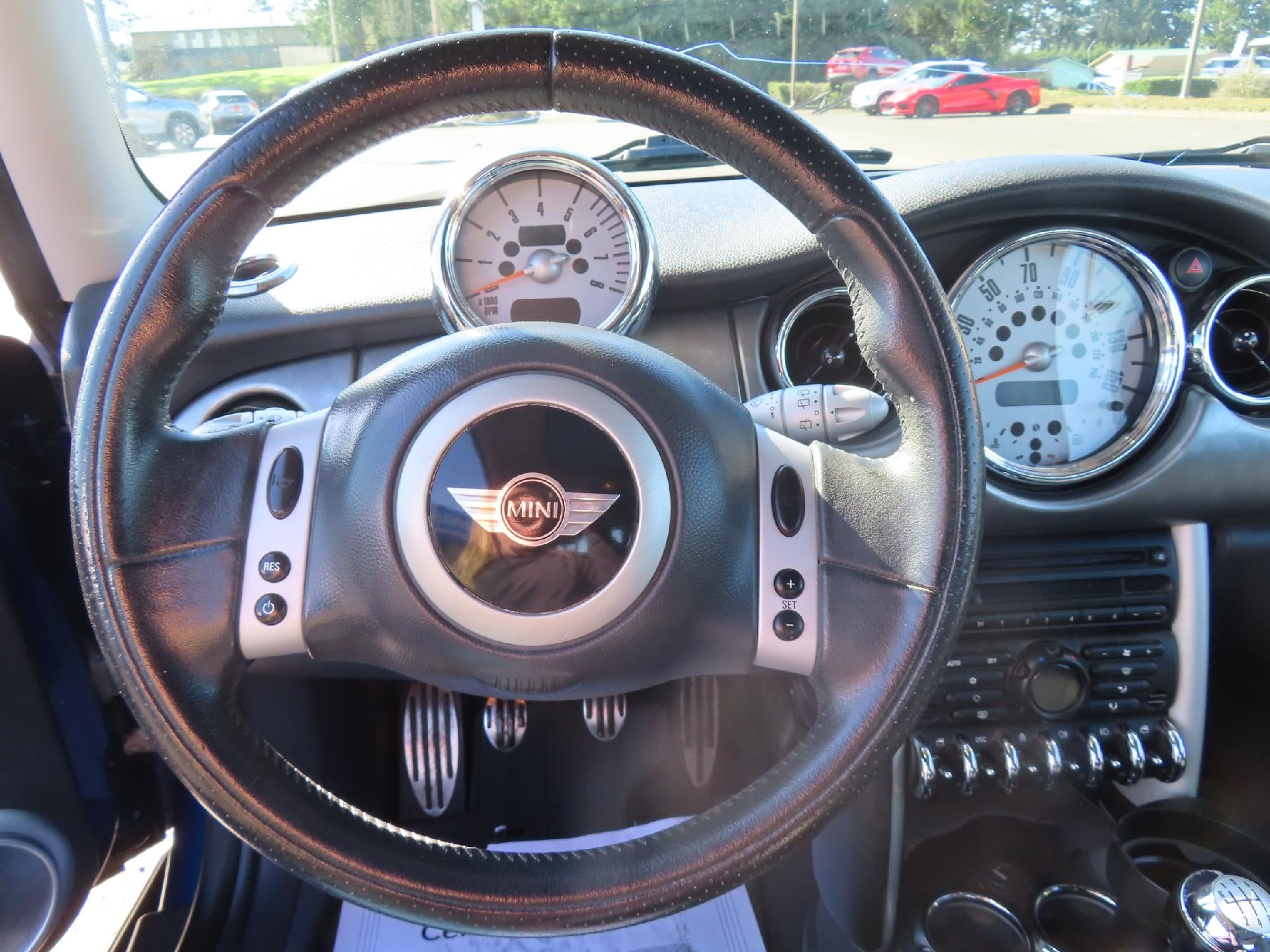 2003 MINI Cooper Hardtop Base