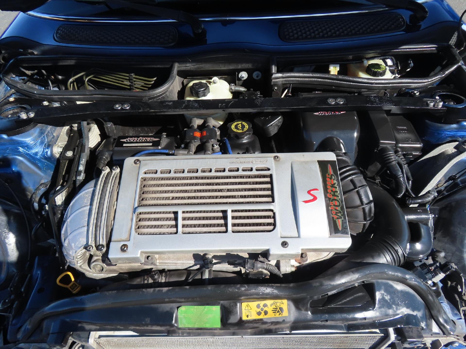 2003 MINI Cooper Hardtop Base