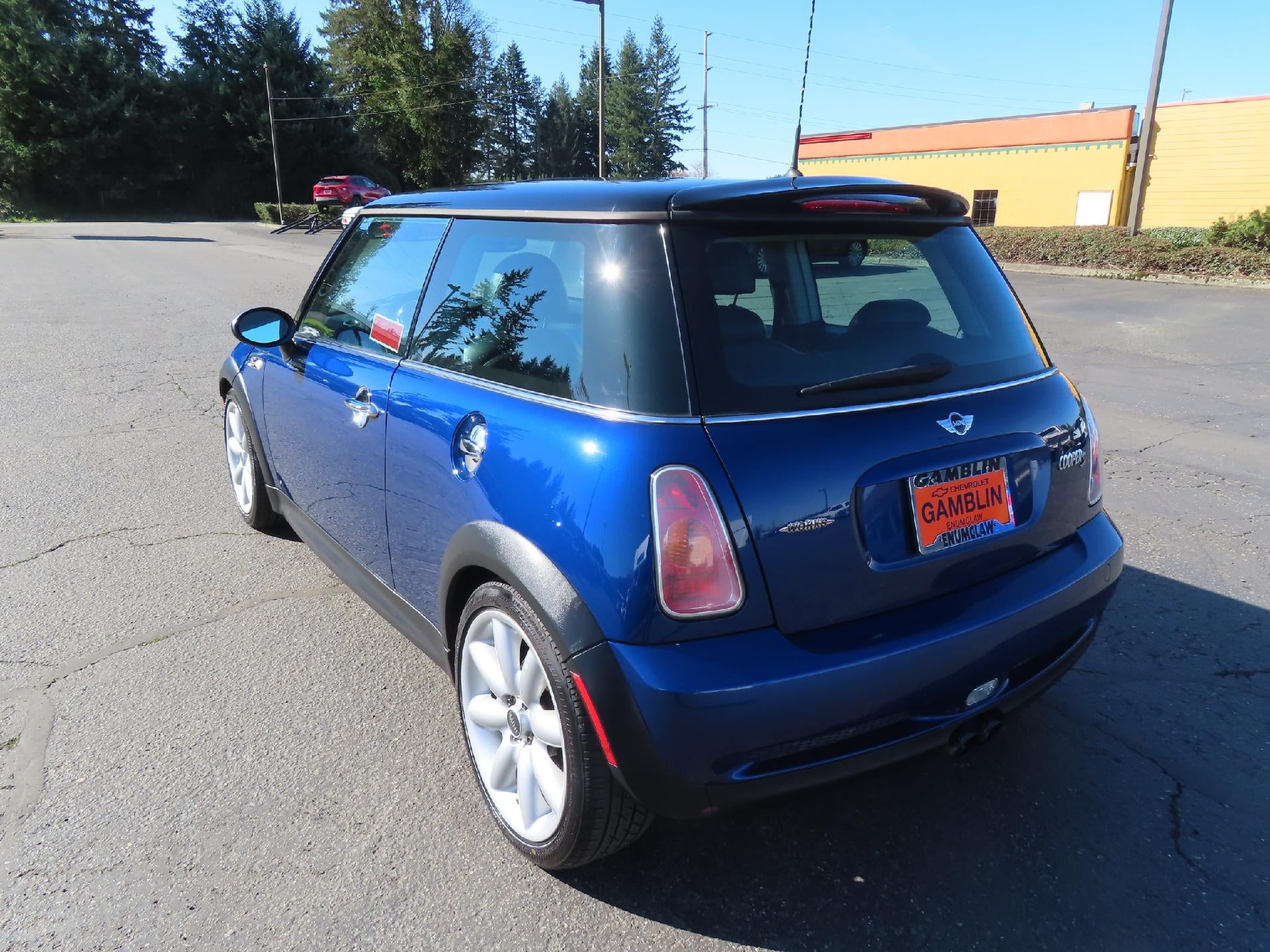2003 MINI Cooper Hardtop Base