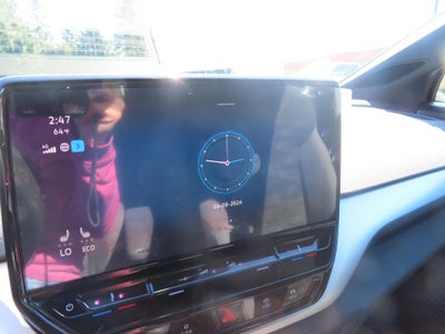 2022 Volkswagen ID.4 Pro