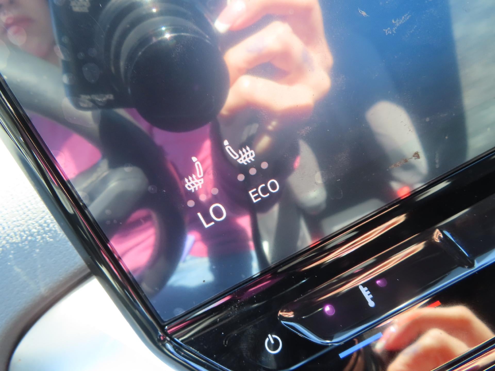 2022 Volkswagen ID.4 Pro