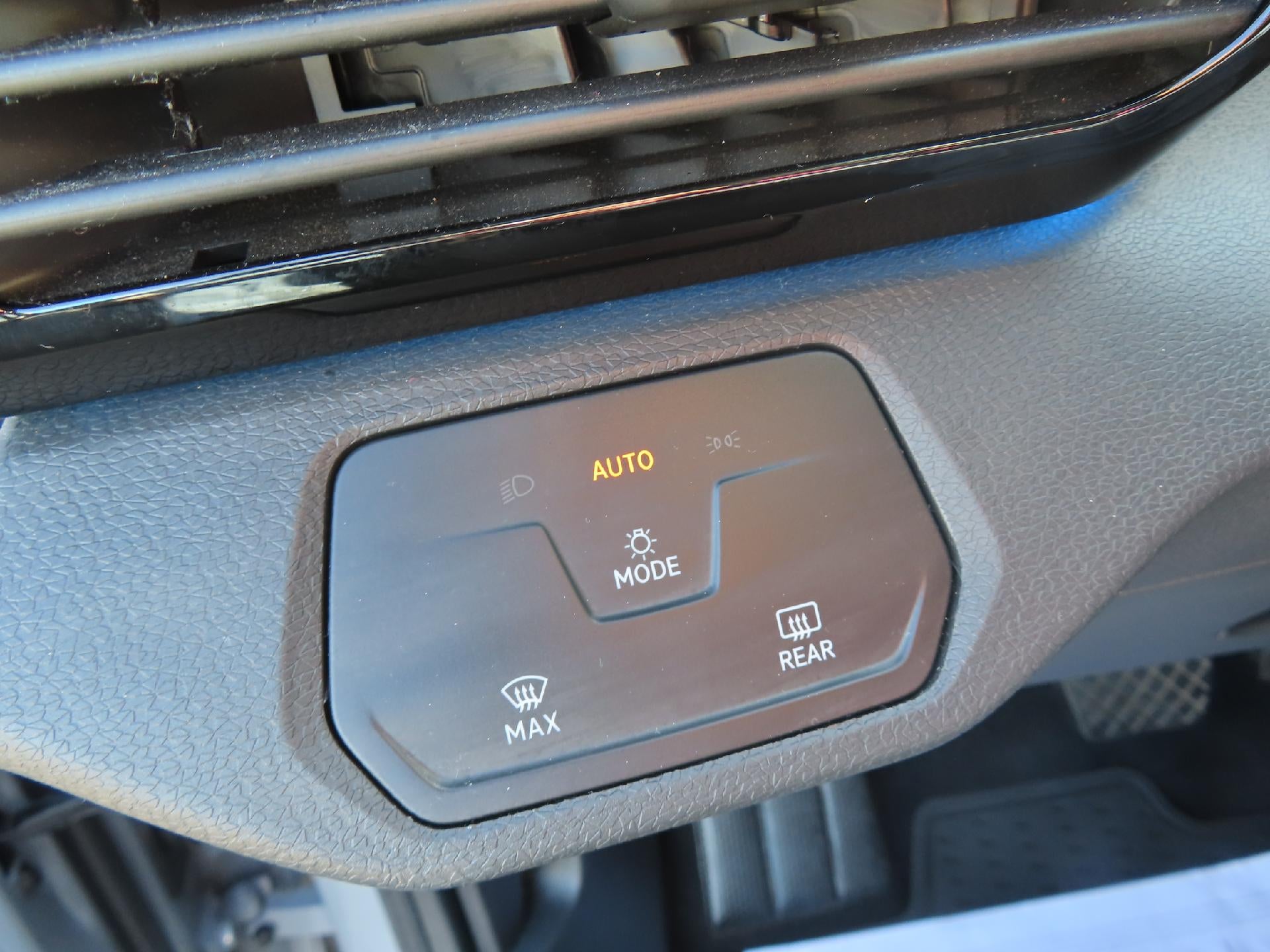 2022 Volkswagen ID.4 Pro