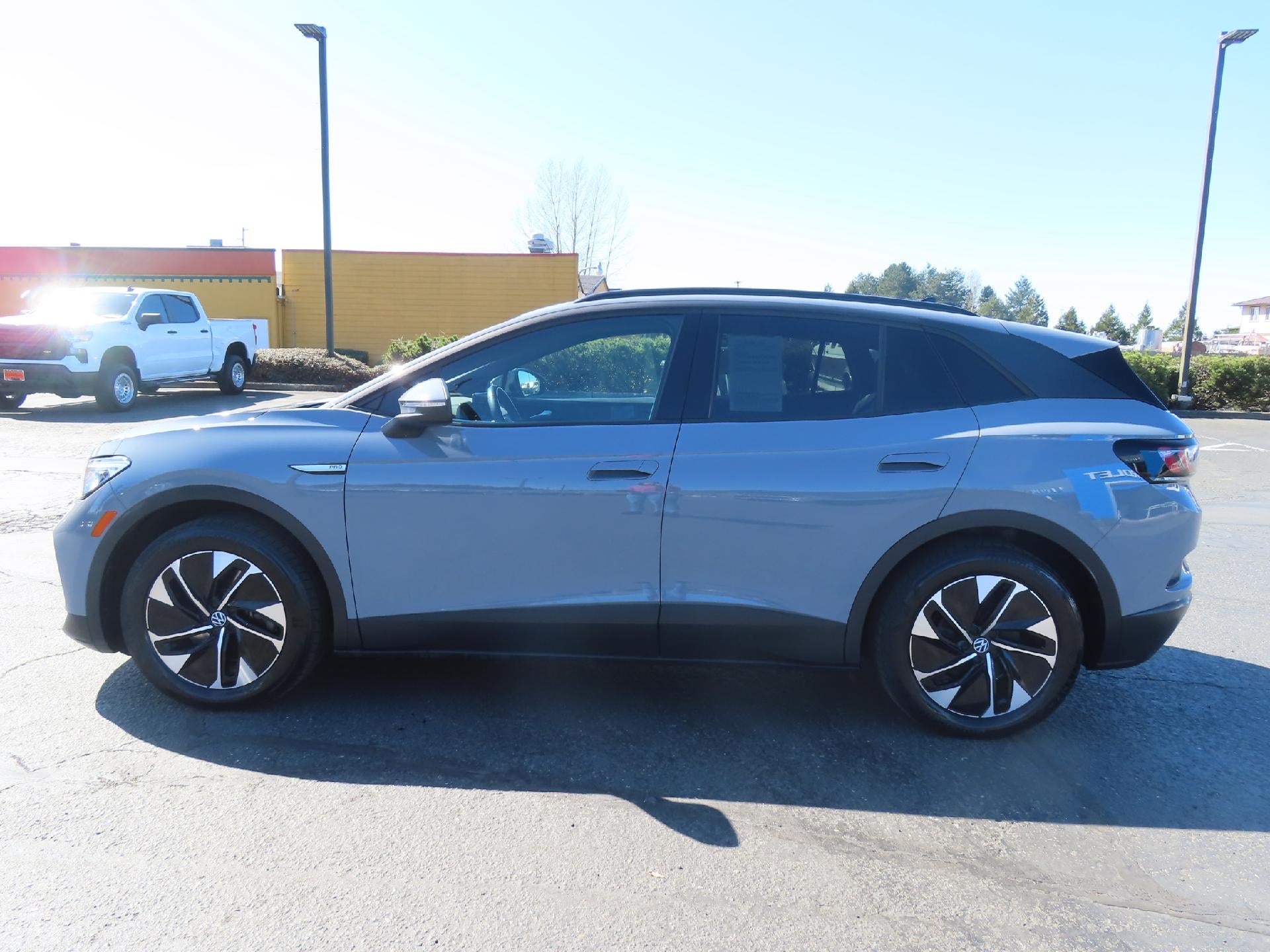 2022 Volkswagen ID.4 Pro