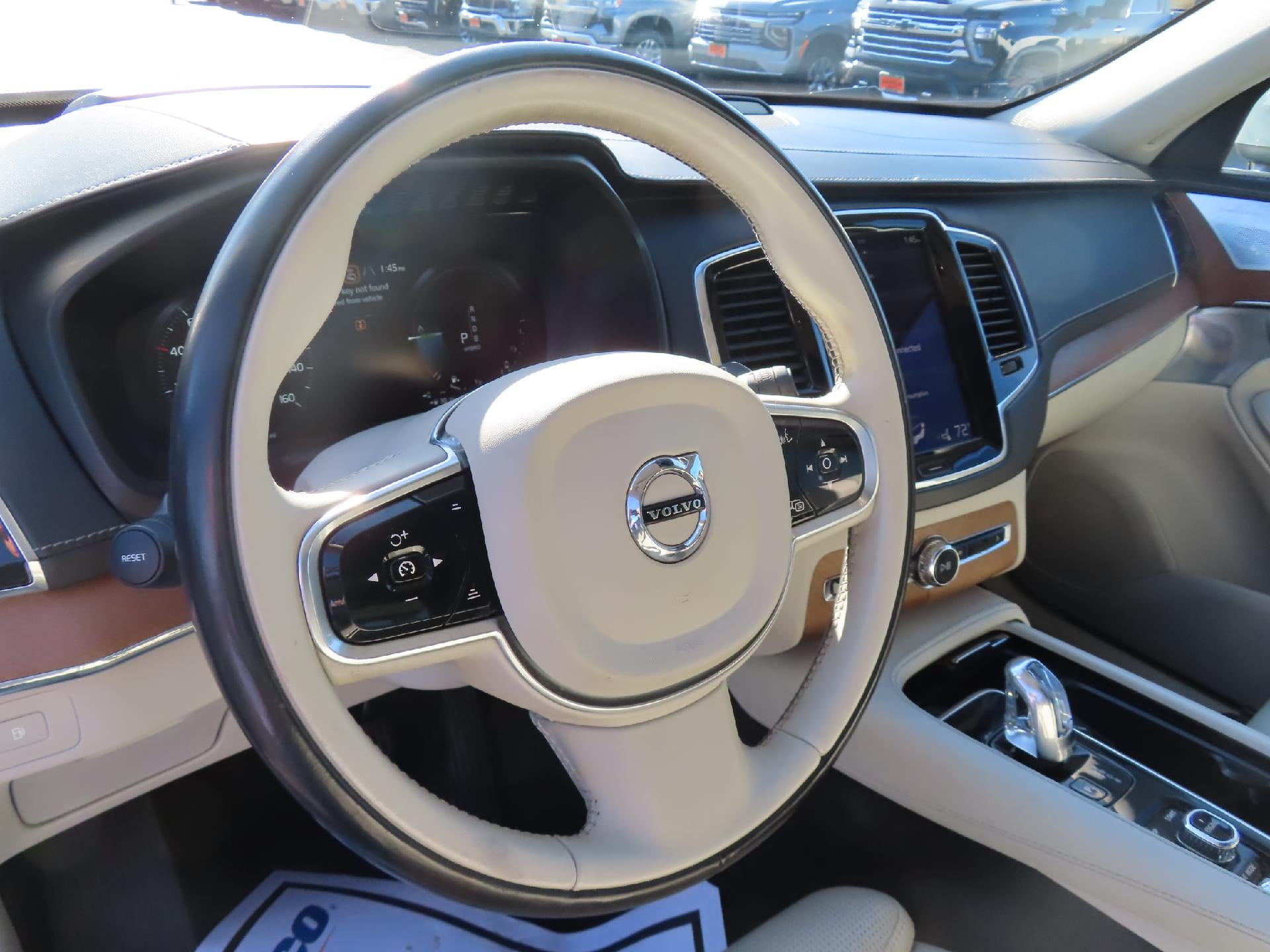 2017 Volvo XC90 Hybrid T8 Inscription