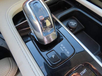 2017 Volvo XC90 Hybrid T8 Inscription