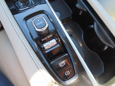 2017 Volvo XC90 Hybrid T8 Inscription