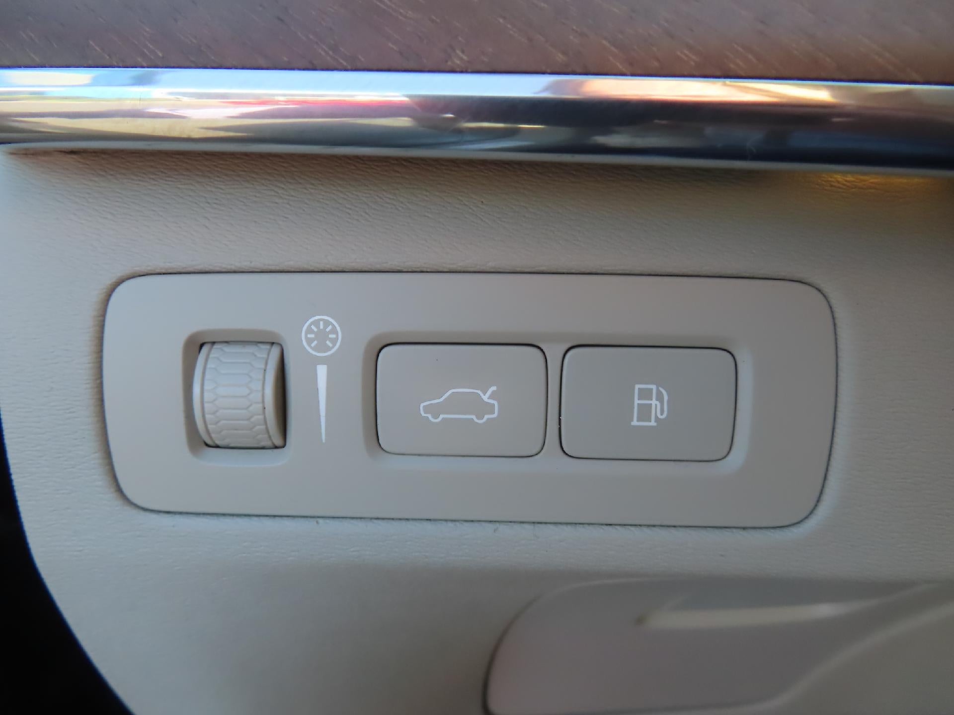 2017 Volvo XC90 Hybrid T8 Inscription