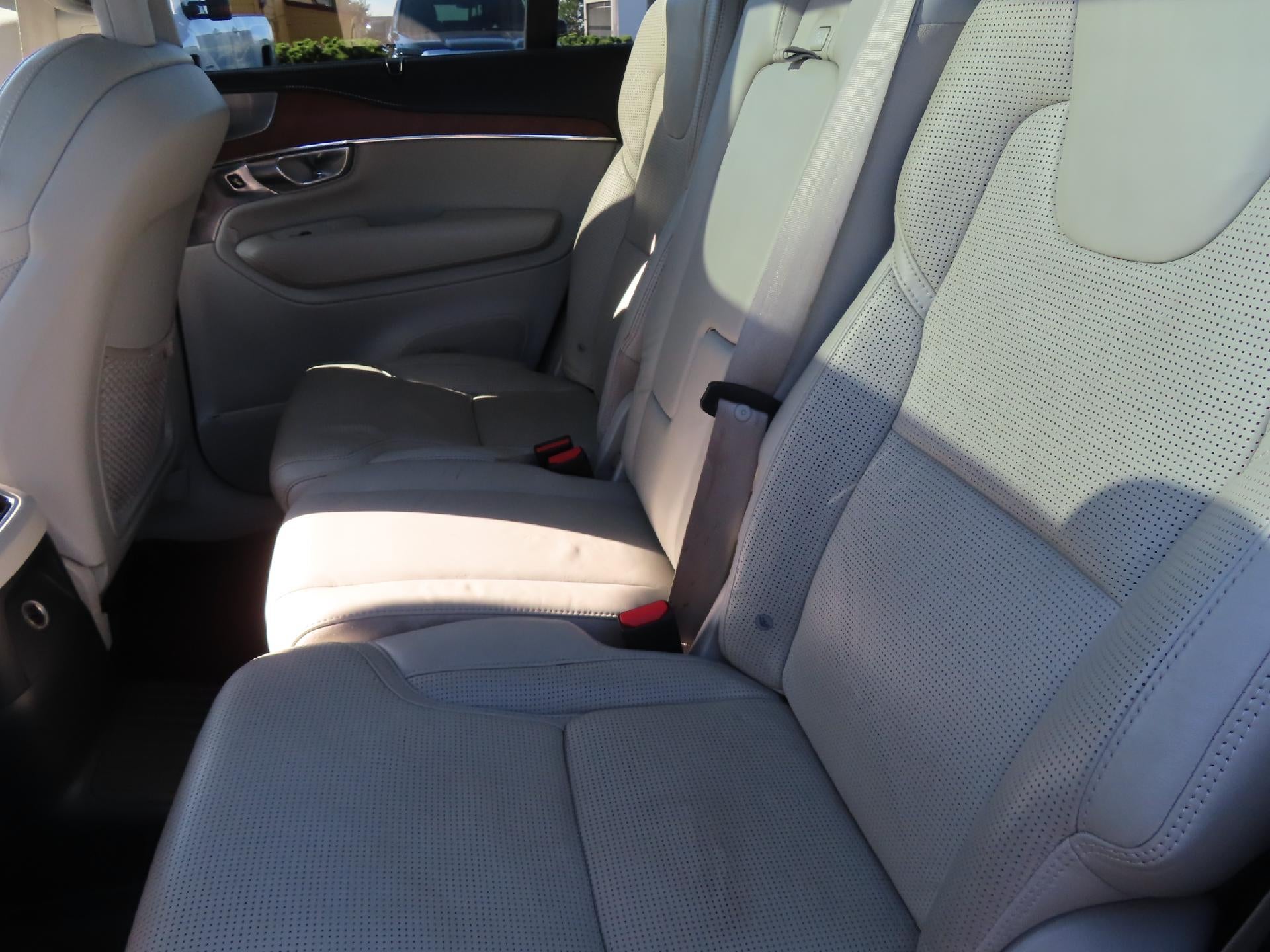 2017 Volvo XC90 Hybrid T8 Inscription