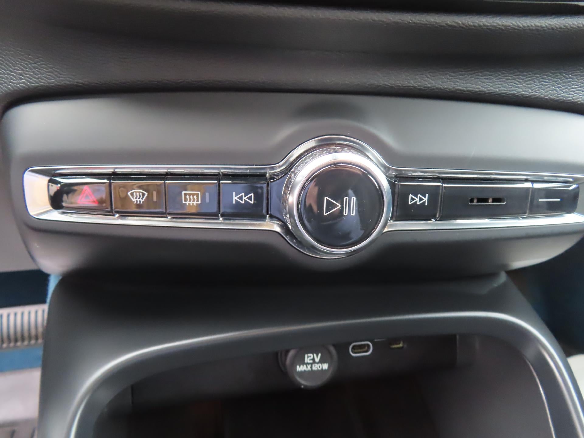 2023 Volvo C40 Recharge Pure Electric Ultimate