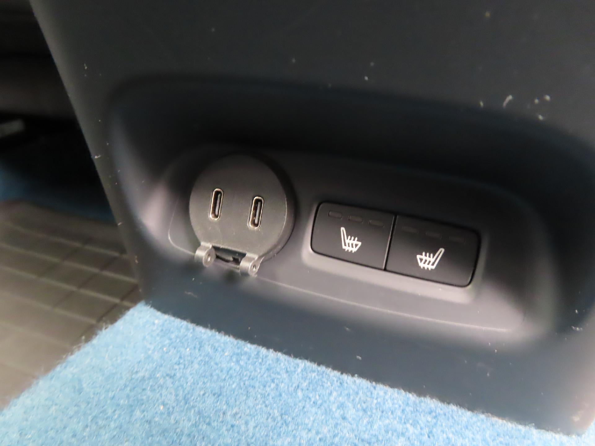 2023 Volvo C40 Recharge Pure Electric Ultimate